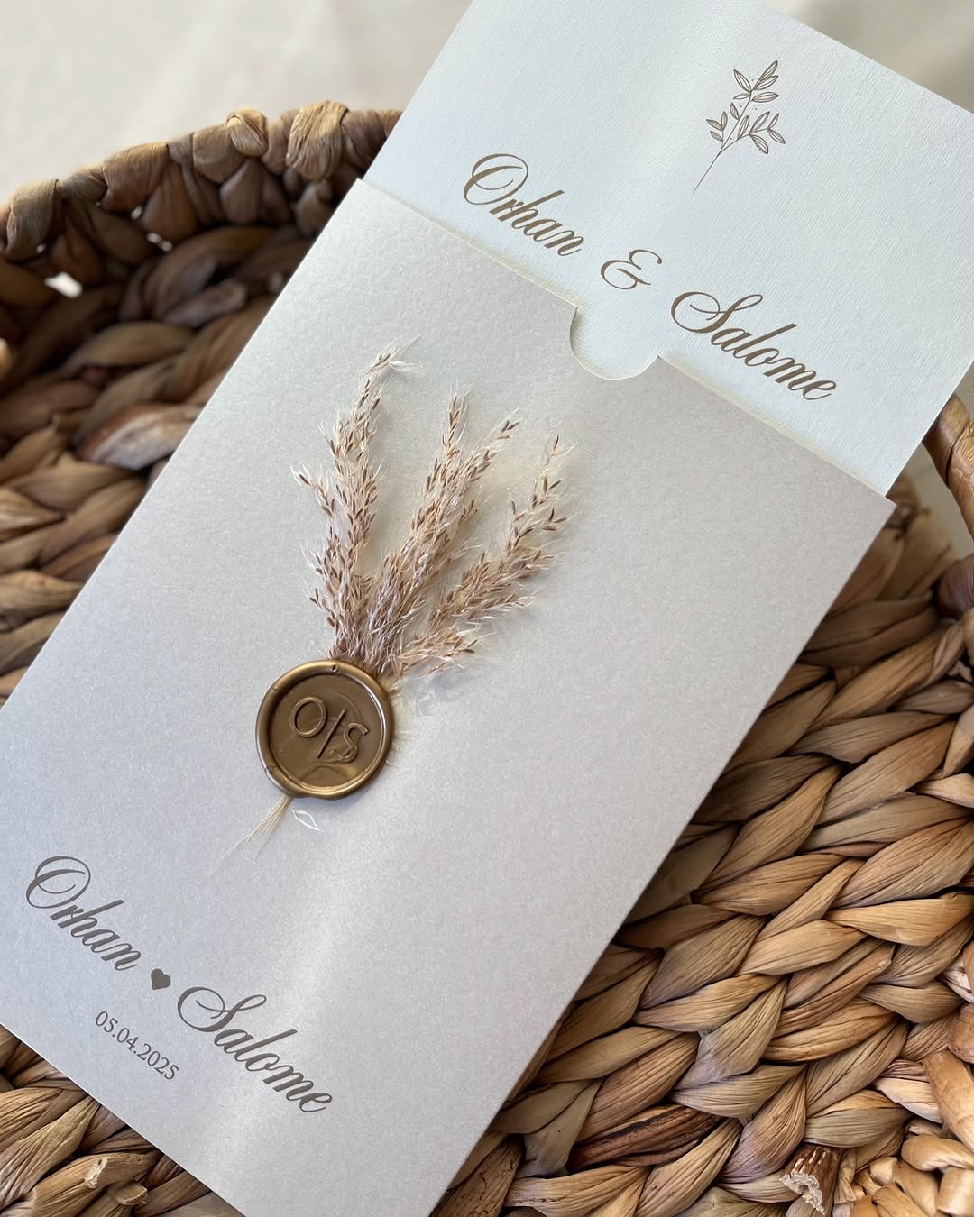 💌 Beautiful Wedding Invitation with Elegant Envelope