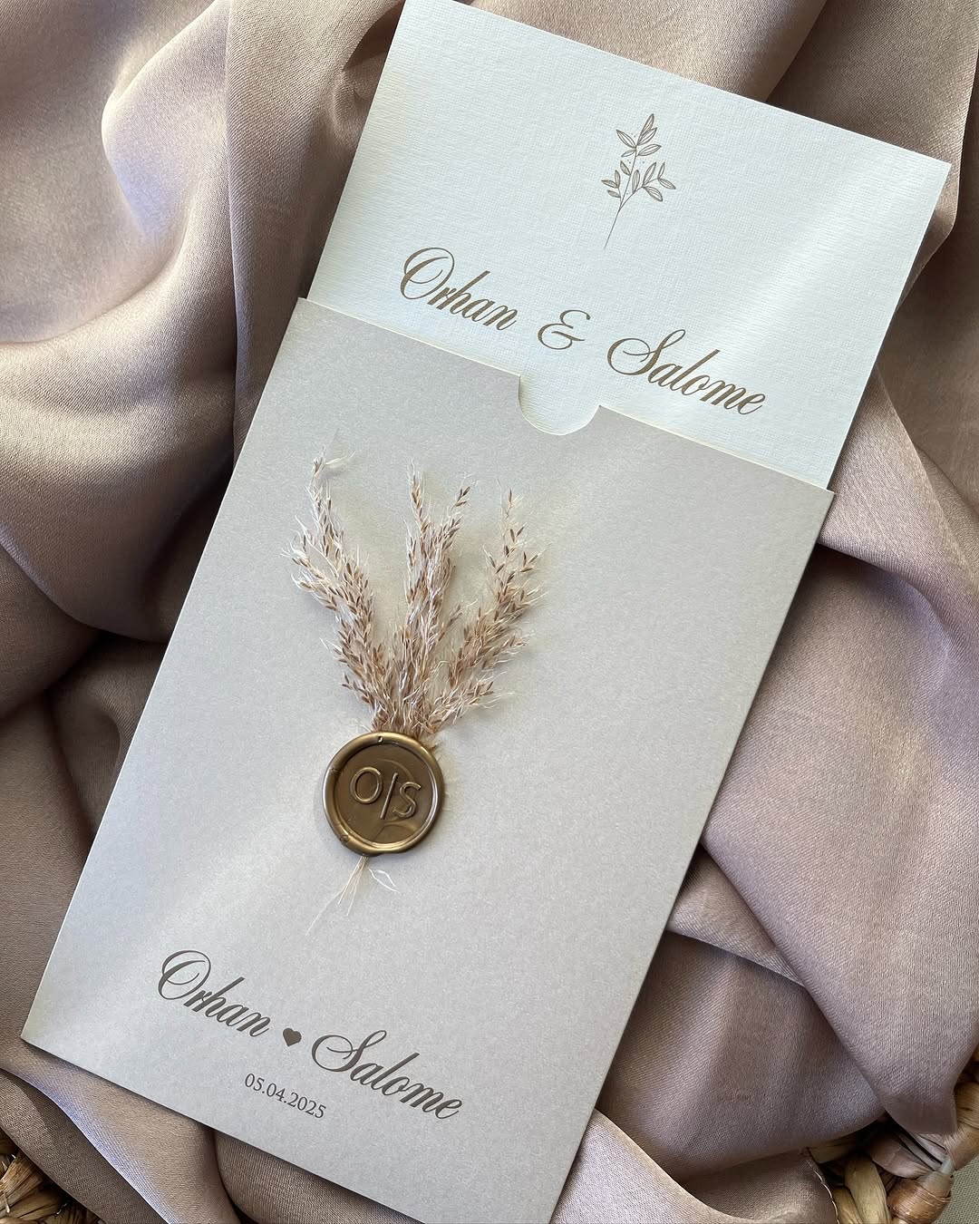 💌 Beautiful Wedding Invitation with Elegant Envelope