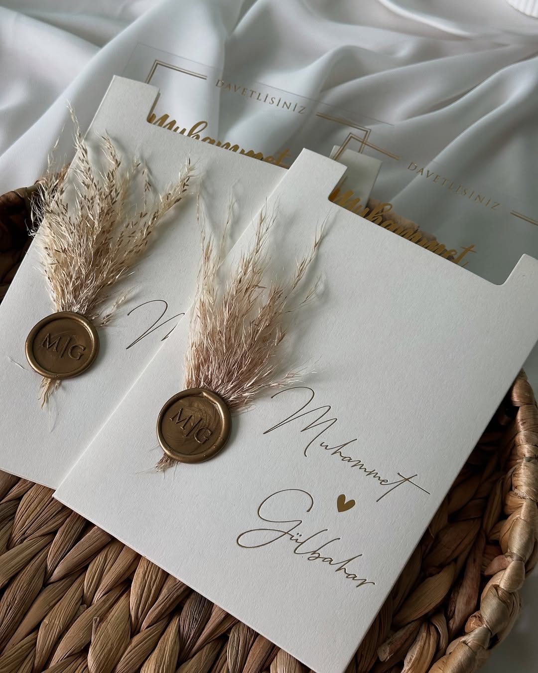 💌 Transparent acrylic invitation