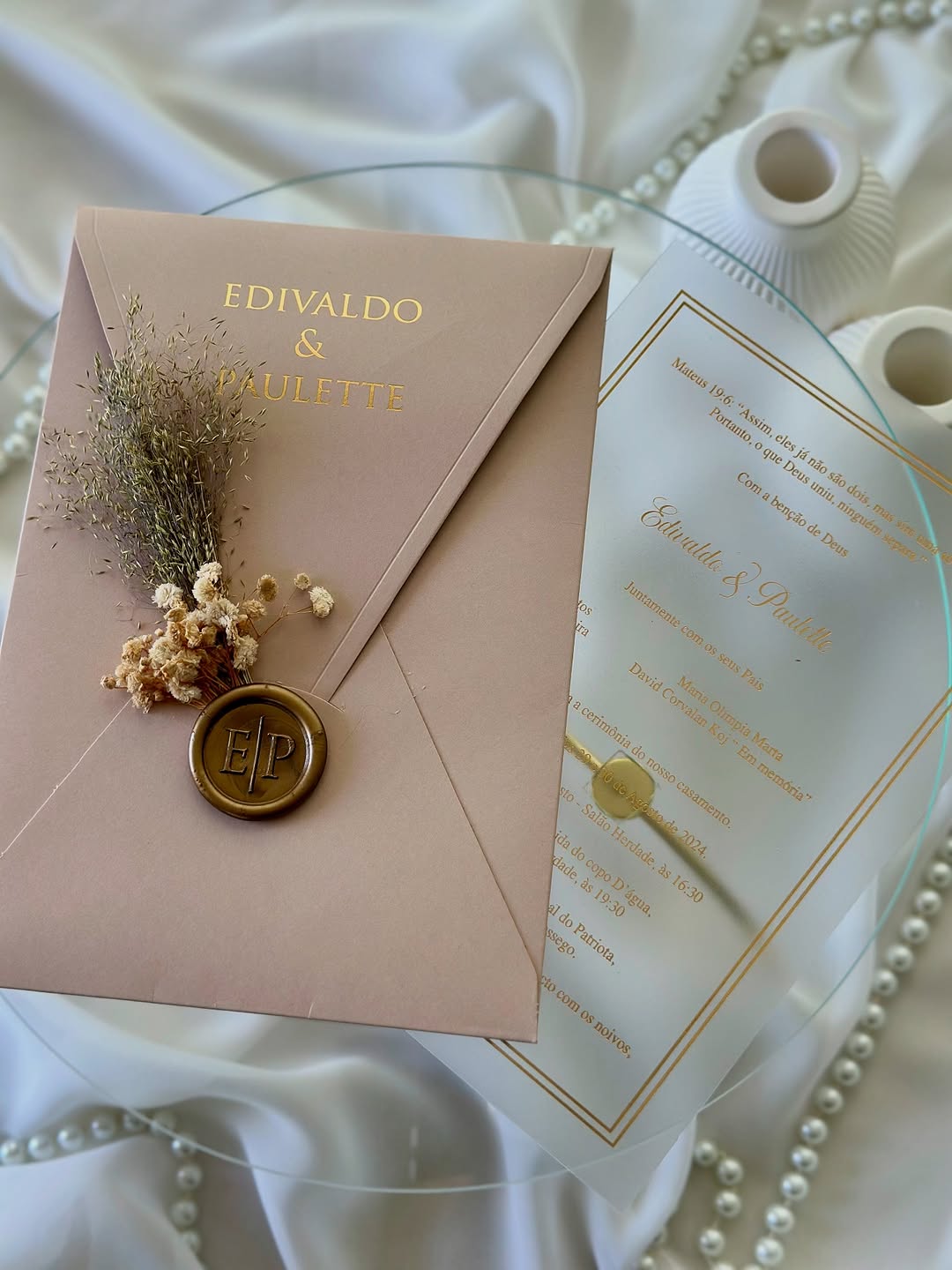 💌 Transparent acrylic invitation