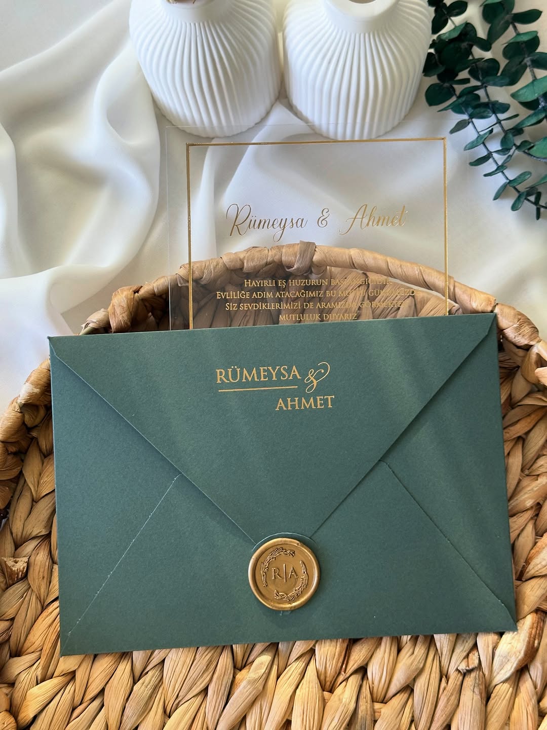 💌 Transparent acrylic invitation