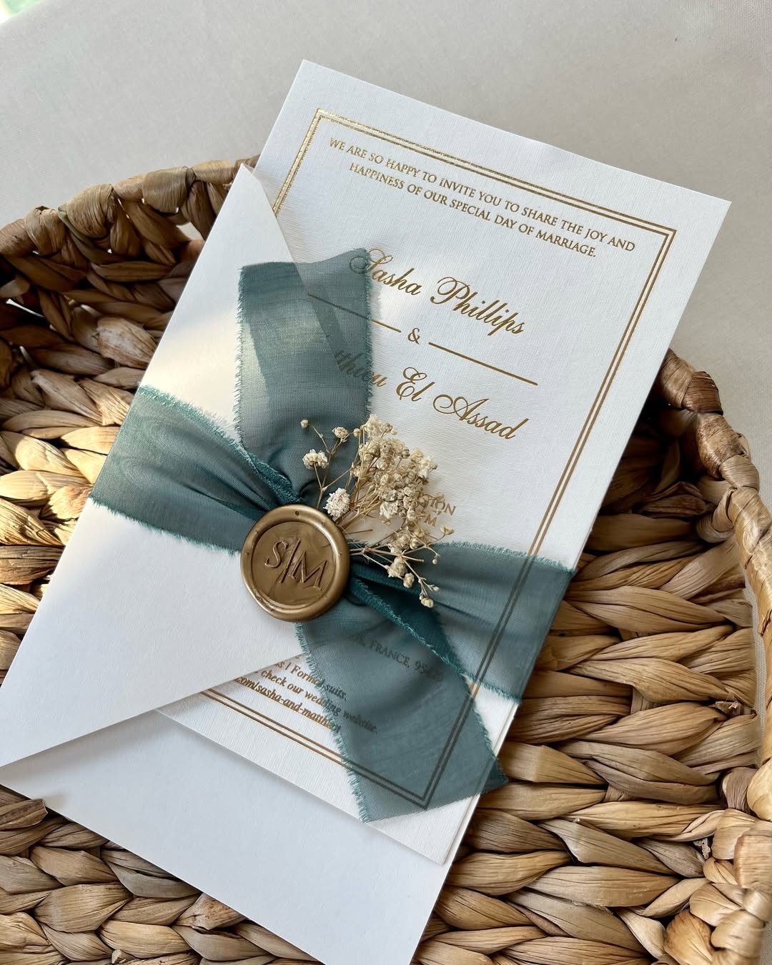 Royal Elegance Wedding Invitation