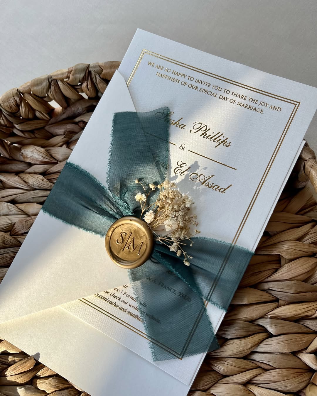 Royal Elegance Wedding Invitation